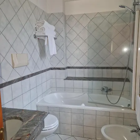 Ξενοδοχείο Civita 3*