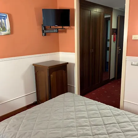 Hotel Civita 3*